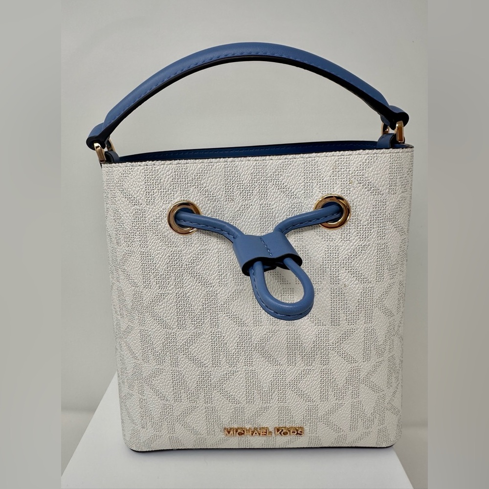 Michael Kors Suri Small Bucket Crossbody Bag in the Color French Blue MSRP $228